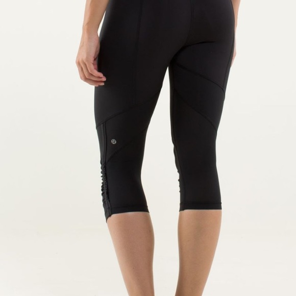 Lululemon Run for Your Life Crop Leggings Black - Picture 2 of 10